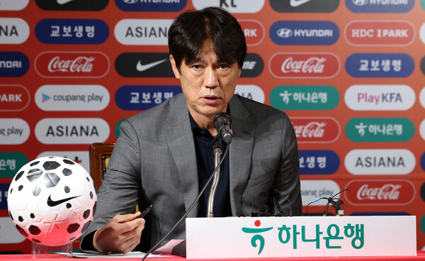 '<b>캡틴</b> 손' 저무나...축구 국가대표팀 주장 교체 가능성