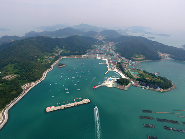 금일도 전경. 완도군 제공