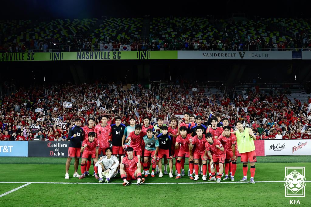 한국, <b>FIFA 랭킹</b> 23위 '제자리'… 아시아 3위 유지