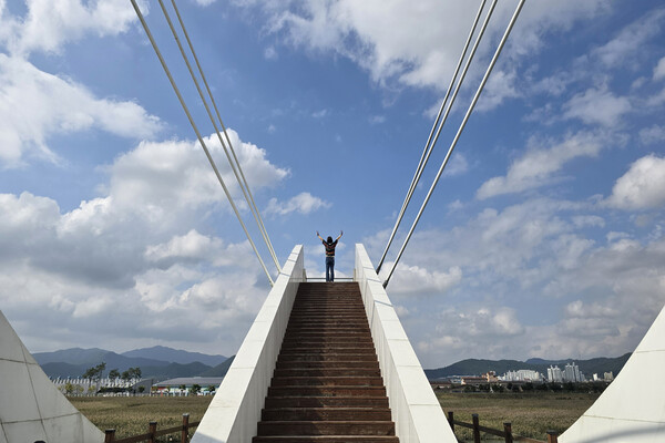 가을하늘을 날아보는 포토죤