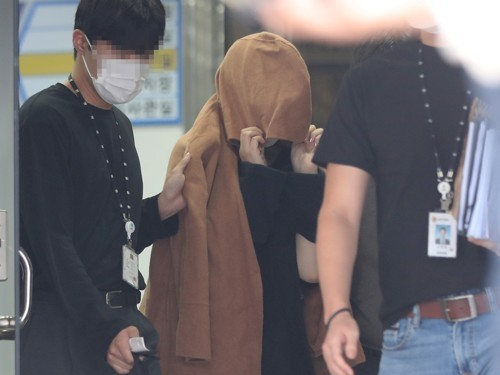 뉴질랜드 가방 속 남매 시신 사건 피고인. 연합뉴스