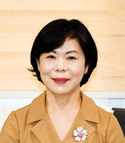 배움의 후원(後園)·임효경〉큰 자연 속의 작은 나 - 뉴스 썸네일 이미지