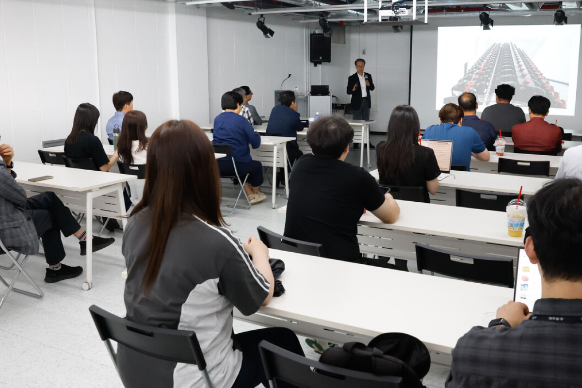 설우석 박사 "누리호는 출발선...'재사용 기술'에 우주 패권 달려" - 뉴스 썸네일 이미지