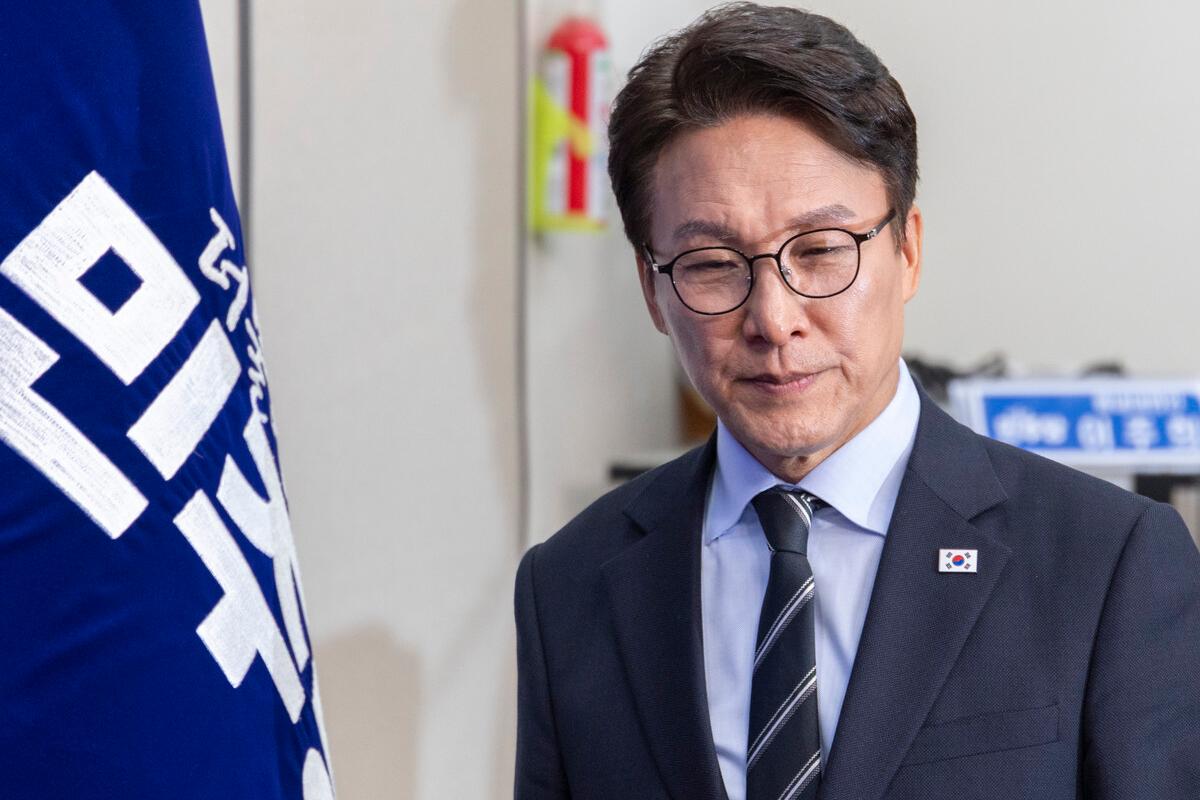 "불편 끼쳐 죄송"… 가수 HYNN 공연 중단 논란에 고개 숙인 김민석